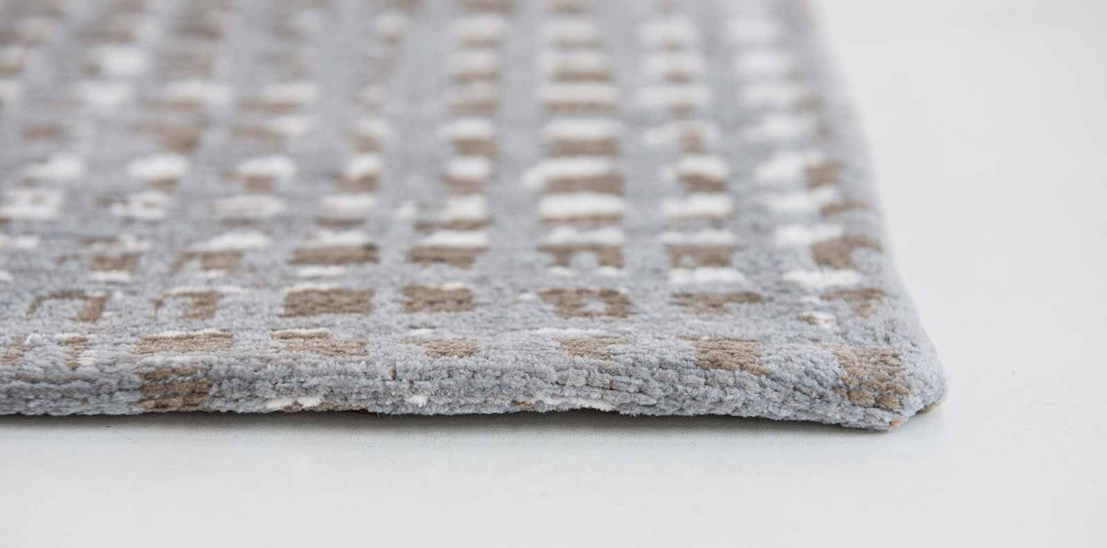 Louis De Poortere tapis Romo LX 8738 Lazlo Storm side