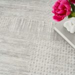 Nourison tapis Glitz GLZ09 SILGY SILVER GREY 5x7 099446904041 interior 2